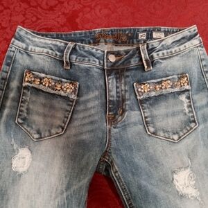 Miss Me Mid Rise Flare Bottom EUC Size 30 🔥